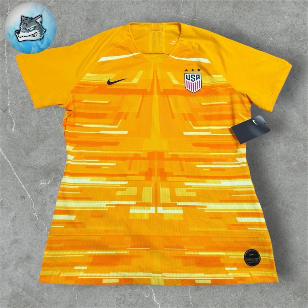 Nike USA Team Women's Goalie Soccer Jersey Size XL AJ4291-739 NWT MSRP 150